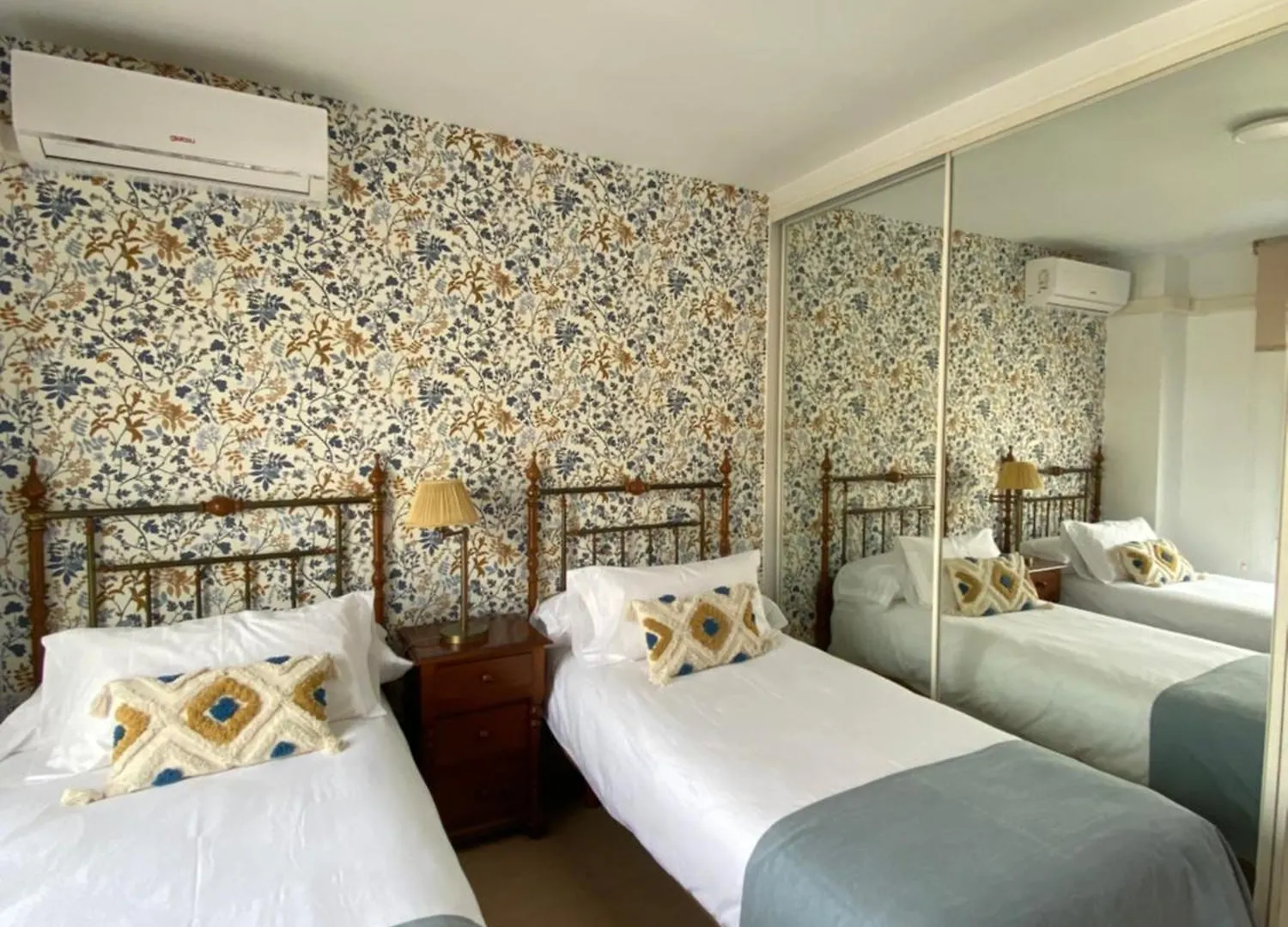 Διαμέρισμα Girolamar. Apartamento 1ª Linea De Playa Fuengirola